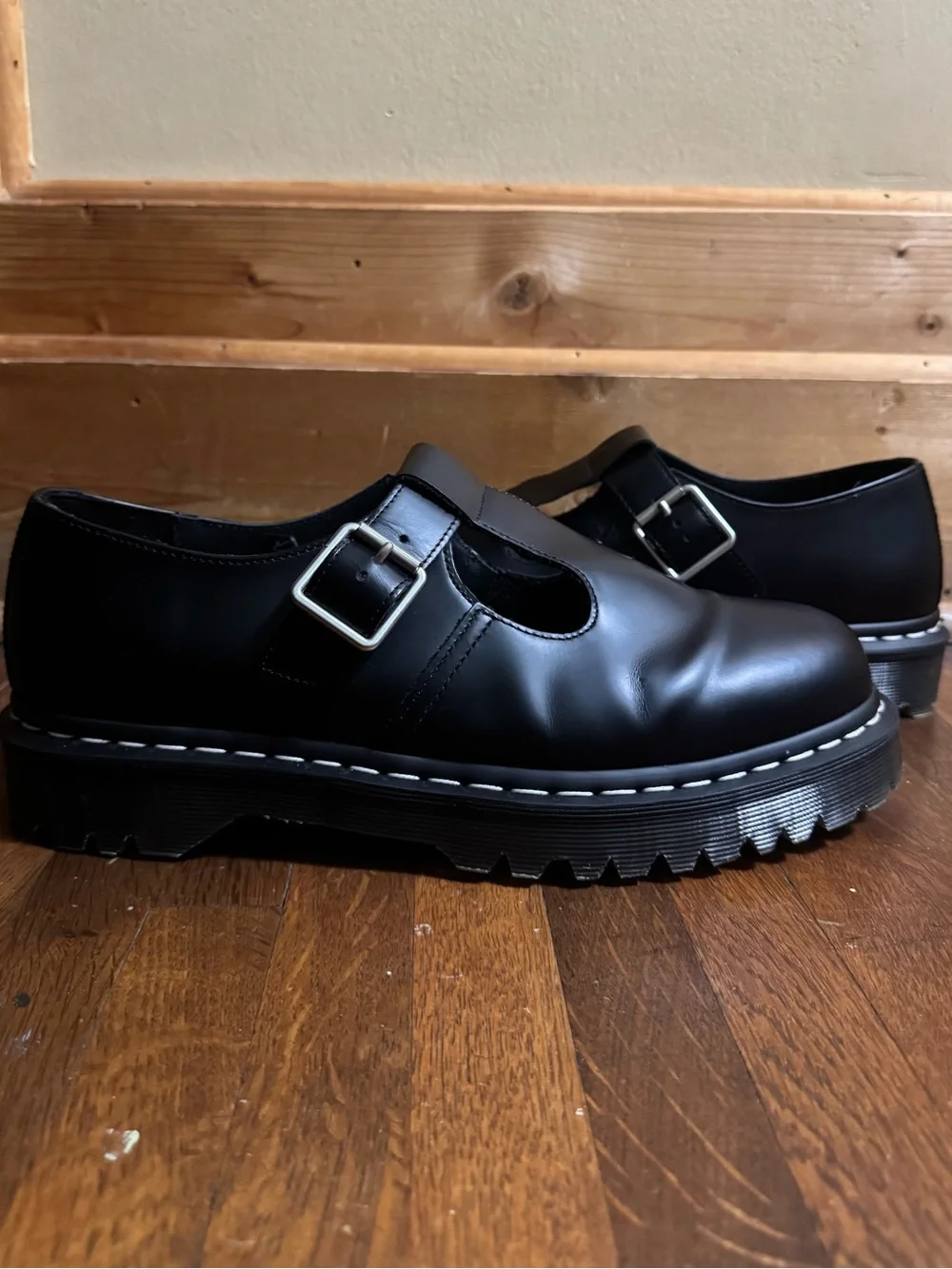 Mens Dr. Martens Black Leather T-Strap Buckle Loafers size 11